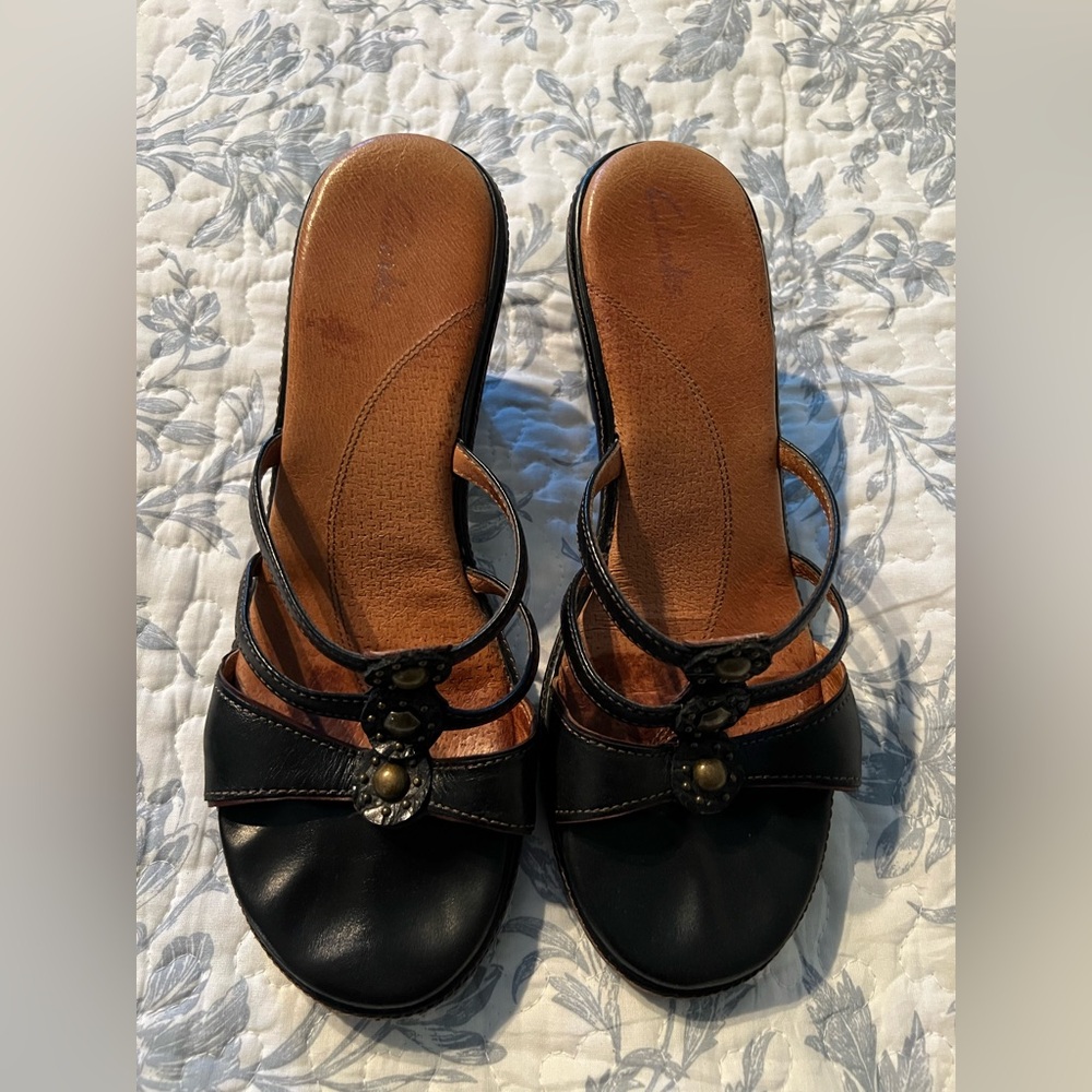 Black Clarks Sandals 8.5